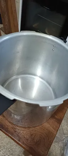 Panela de 22L Rochedo, ideal para cantineiras, marmitarias, restaurantee e pensões 
