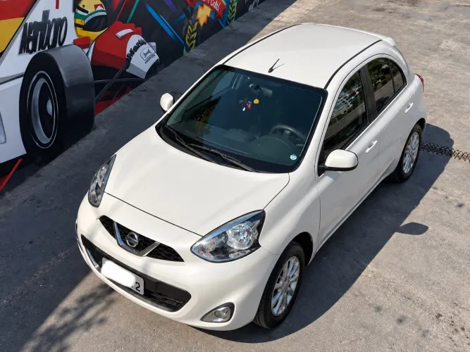 Nissan March SV 1.6 16V Flex Fuel 2015