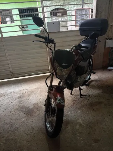 Cg Titan ano 2012 moto em ótimo estado de conservação
