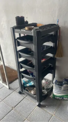 Carrinho para cabeleireira