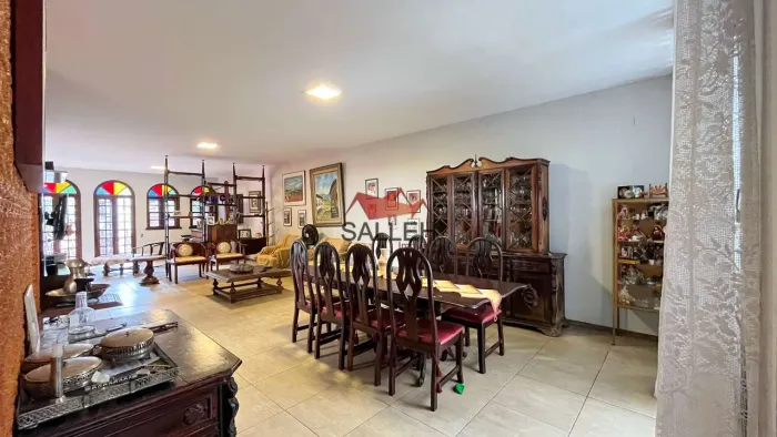 Casa, 7 quartos, 2 suites, 8 vagas