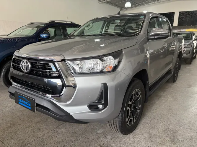Toyota Hilux CD SRV 4X4 2.8 TDI Diesel Aut. 2021