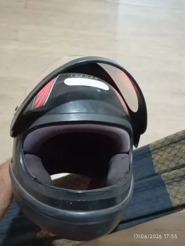 Vendo esse capacete