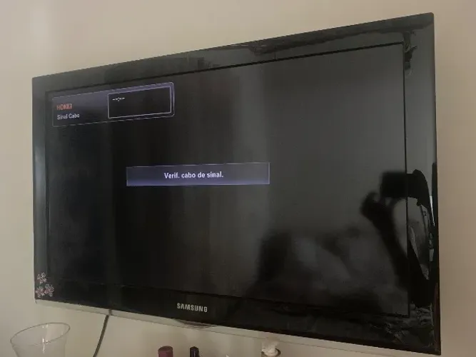 Tv LCD 32 Samsung com defeito