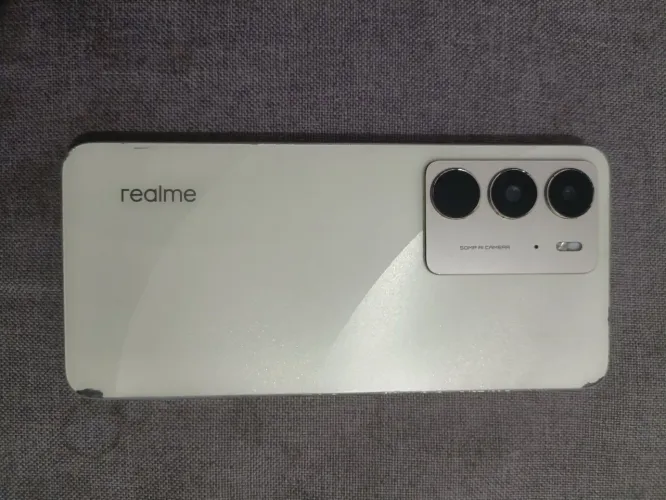 ? Realme C75 256GB | 8GB RAM + 8GB Expansível | Excelente Estado