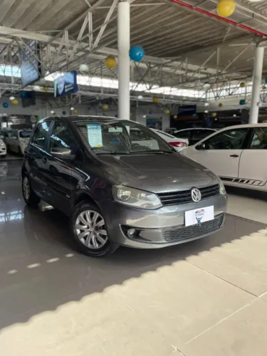 Volkswagen Fox 1.6 MI Total Flex 8V 5P 2013