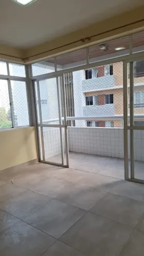 BOA VIAGEM APARTAMENTO COM 03 QUARTOS (105M²), ARMÁRIO, PRÓXIMO AO SHOPPING, COLÉGIOS!