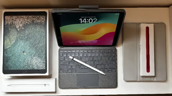 iPad Pro 2017 10,5" + Apple Pencil + Capinhas
