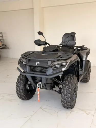 QUADRICICLO CAN AM OUTLANDER MAX XT 700