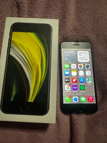 Vendo IPhone SE 256 gb ou troco por iPhone 11