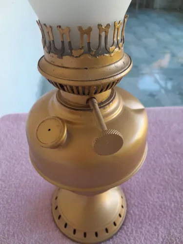 Lampião a querosene 
