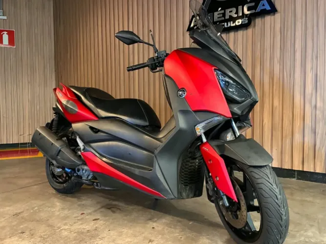 Yamaha Xmax 250 abs 2021
