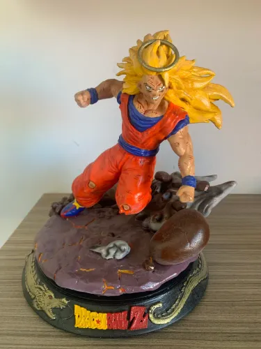 Action figure Goku impresso em 3D ABS