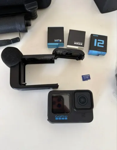 Go pro Hero 10 black + Media Mod e acessórios