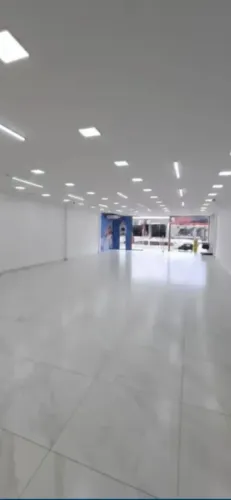 PRÉDIO DUPLEX NA AVENIDA PRONTO PARA SEU NEGOCIO