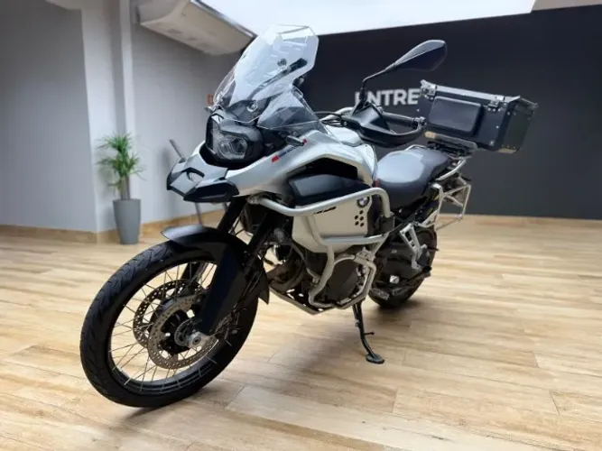 BMW F 900 GS ADVENTURE PLUS km baixo sem detalhes
