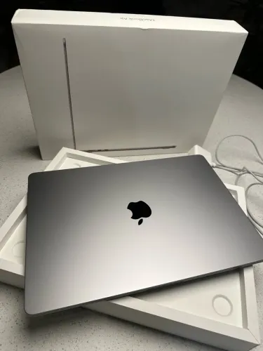 Apple Macbook Air 15,3 A2941 Cinza M2 - 8gb Ram 512gb Ssd