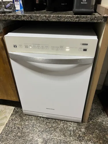 Máquina de Lavar Louças 14 serviços Perfeita!!!