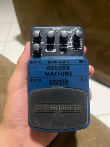 Reverb Machine RV600 - BEHRINGER