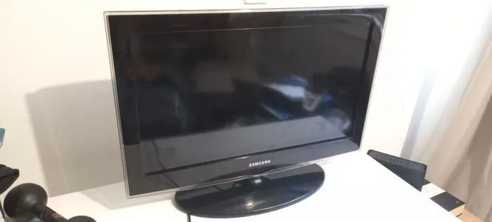 TV/Monitor Samsung LCD 26 Polegadas LN26D450