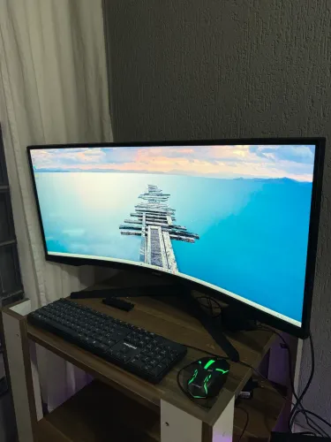 Monitor 35 polegadas