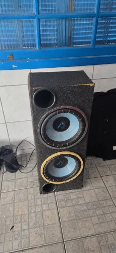 Caixa de Som Roadstar com 2 Subwoofers 12"