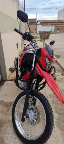 Bros 160 ano 2025