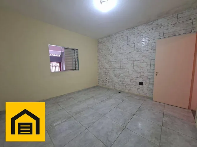 Casa com 2 dormitórios para alugar por R$ 2.000,00/mês - Vila Santa Rosa - Mauá/SP