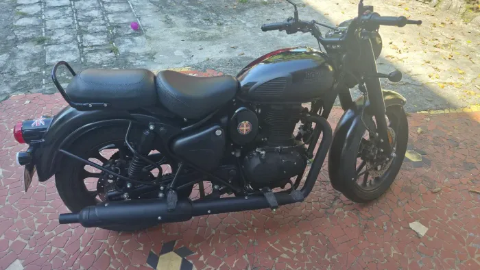 Royal Enfield Classic Black Stealth 350cc