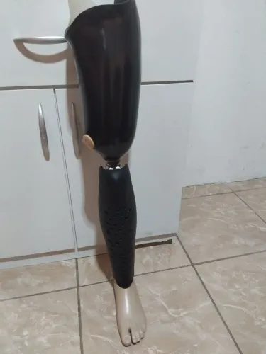 Estou vendendo uma prótese esquerda