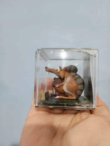Scrat da Era do Gelo no cubo 2010