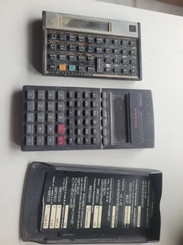 Calculadora hp 12c e casio fx82tl sem teste sucata