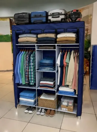 GUARDA ROUPA 8 pratileiras e 2 CABIDEIROS 