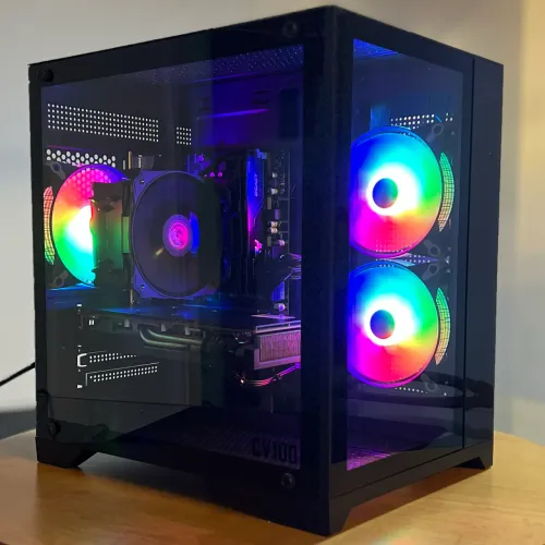 PC Gamer - Ryzen 7 1800X + RX 5700 XT 8GB