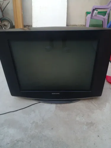 Vende-se tv Samsung 32 polegadas e mini system Toshiba os dois em perfeito estado