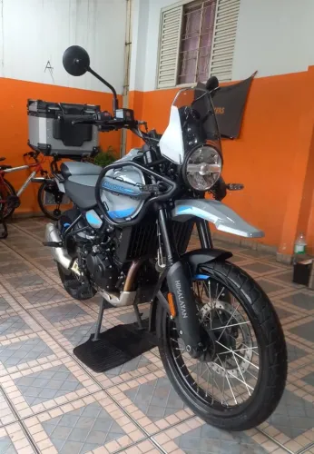 Royal Enfield Himalayan 450 Pop Blue - Único dono | 6.500 km | Revisões na concessionária