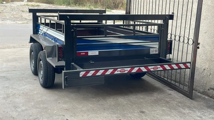 Carreta trucada, pronta entrega. Carretinha, Reboques