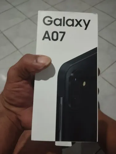 Celular Samsung a07. 128 gigas novo na caixa comprado ontem