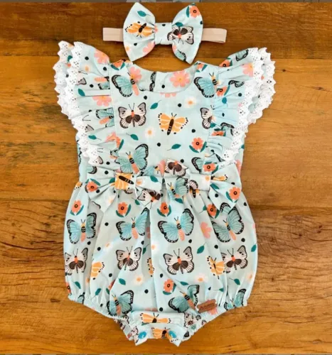 Romper babados borboletas jardim encantado c/ laço<br>R$209,99