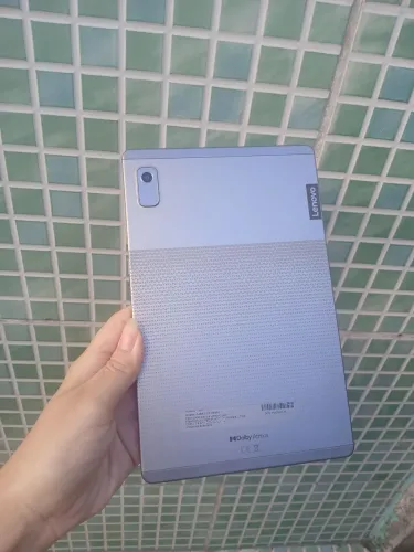 Tablet Lenovo R$700 [Vender logo]