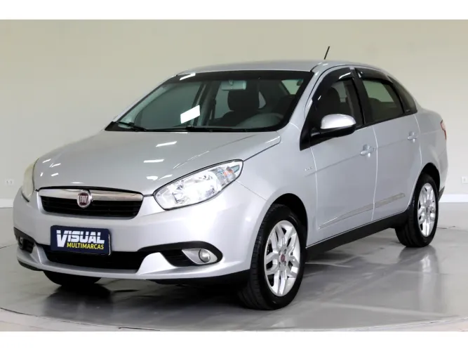 Fiat Grand Siena Essence 1.6 Flex 16V 2014