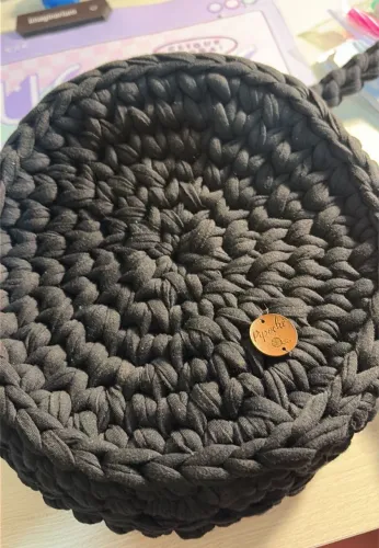 Bolsa de crochê feita à mão pipochê