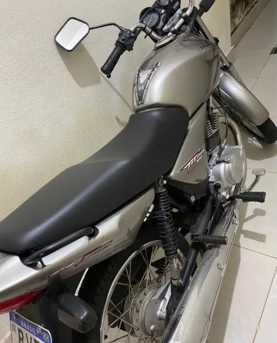Moto titan 150 partida elétrica moto conservada 