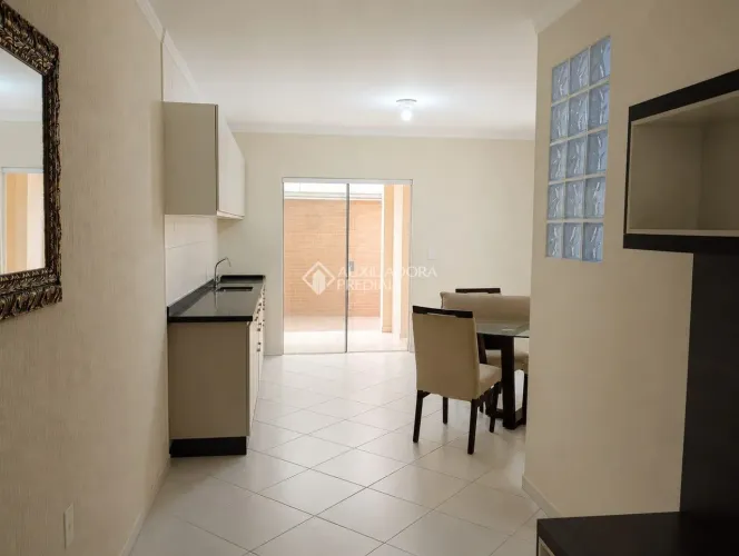 Apartamento 2 Dorm Térreo, bairro Ingleses, Florianópolis SC