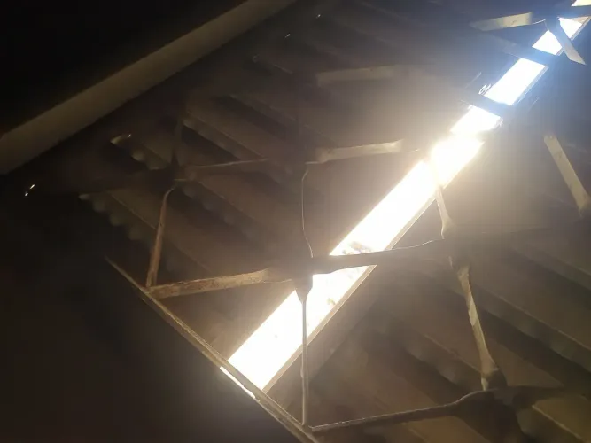 Casa de fundo para alugar