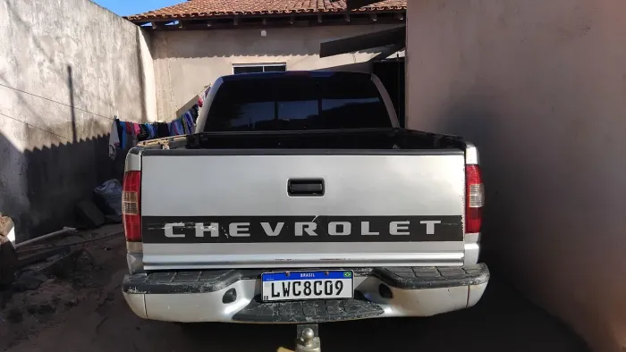 Chevrolet S10 Pick-up STD 2.8 4X4 CD TB Int.dies. 2003