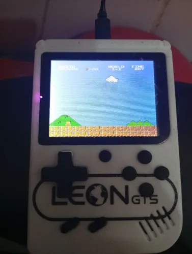 Mini vídeo game ótimo pra criança está em ótimo estado 