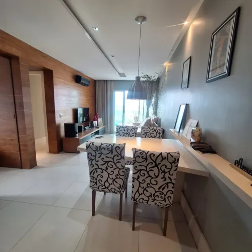 Vendo maravilhoso apartamento no Riviera com 2 qts vendido com toda mobília