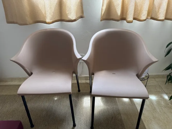 2 cadeiras super confortáveis 