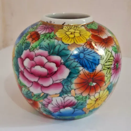 Antiga Peça de Porcelana Chinesa Floral com Detalhes em Dourado Lindíssimo 11cm